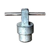 Buck Algonquin Thru Hull Wrench 2 -2.5