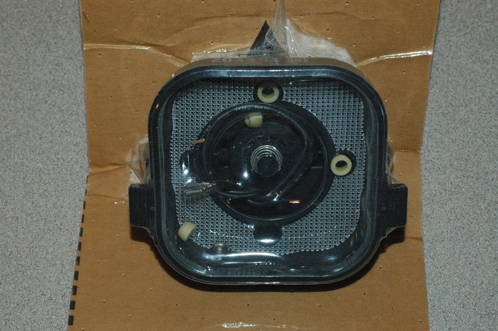 Flojet Upper Housing W/Clips